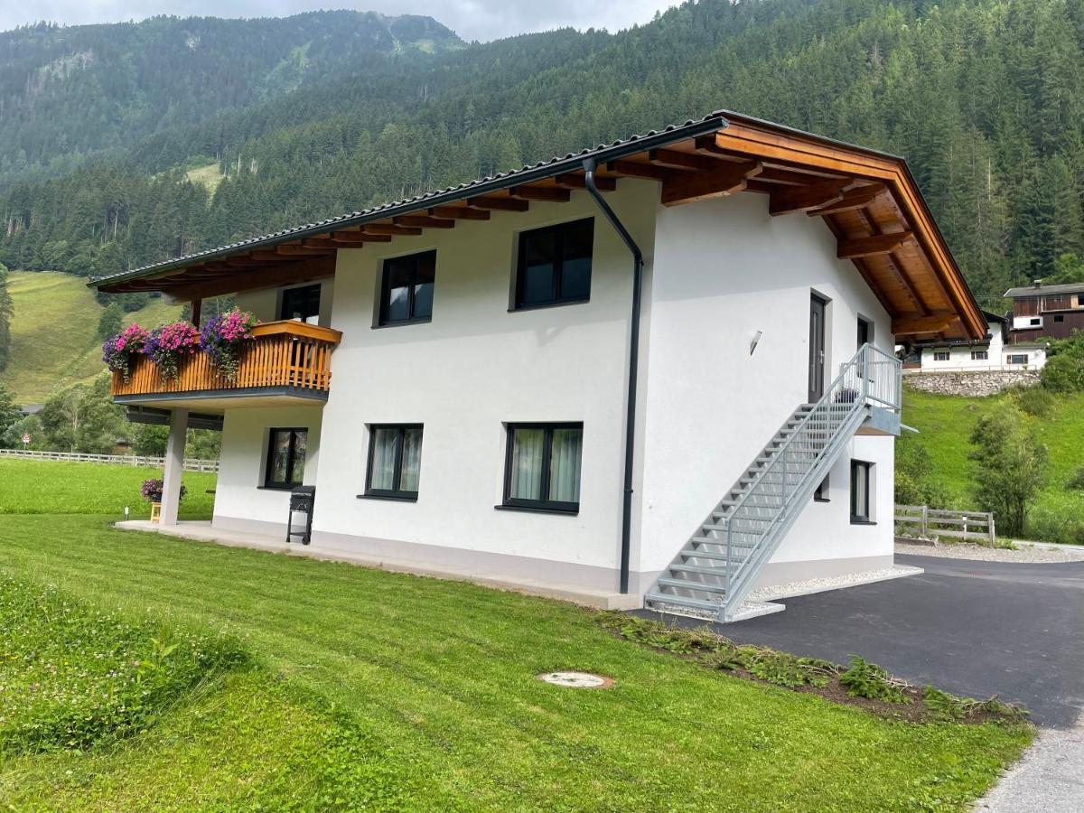 Апартаменти Haus Blickfang Нойштіфт-ім-Штубайталь Екстер'єр фото
