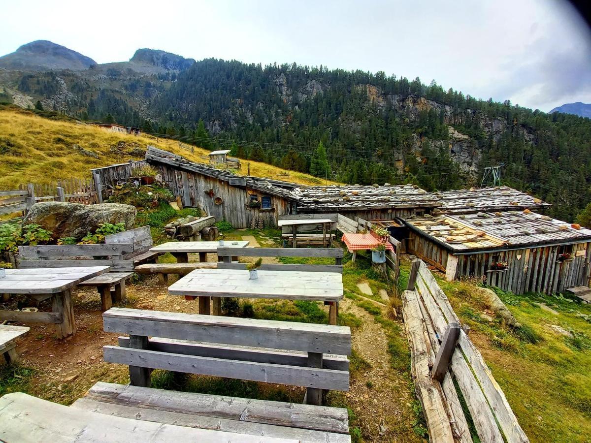 Апартаменти Haus Blickfang Нойштіфт-ім-Штубайталь Екстер'єр фото